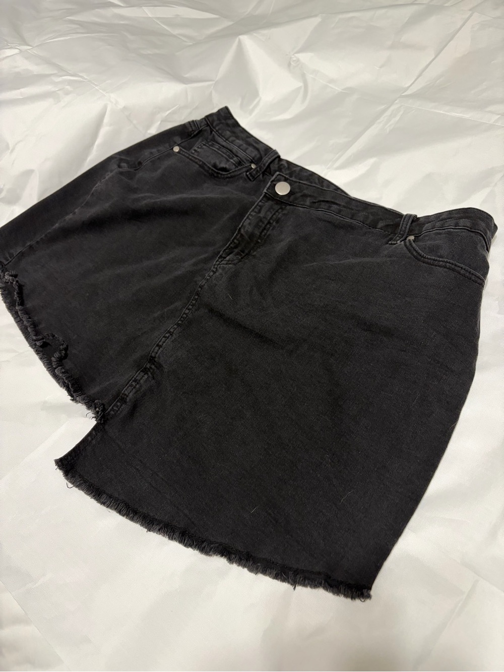 NWOT Arula Black Frayed Hem Denim Mini Skirt
